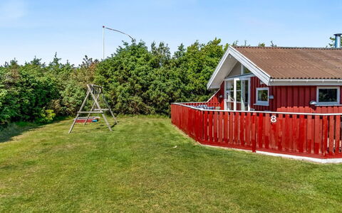 Hans - 1.2Km from the Sea: Wood, Home, Porch, Deck, Hardwood, Roof, Wood Stain, Wood Flooring, Eco Hotel