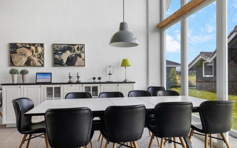 Ung - 460M from the Sea: Furniture, Flooring, Wood, Interior Design, Floor, Chair, Table, Kitchen & Dining Room Table, Dining Room, Wood Flooring