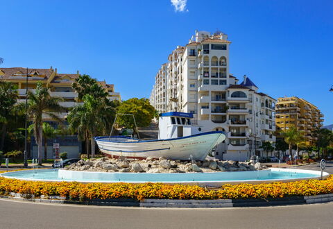 Mirabella: Building, Apartment, City, Neighbourhood, Architecture, Condominium, Residential Area, Urban Design, Mixed-Use