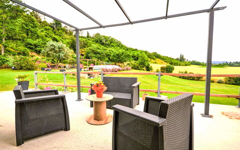 Douce Campagne: Garden, Outdoor Furniture, Resort, Shade, Leisure, Lawn, Eco Hotel, Landscaping, Tent, Park