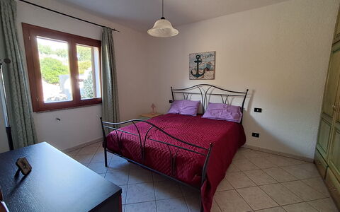 La Casetta Di Greise: Furniture, Bed, Interior Design, Bedroom, Flooring, Floor, Bed Sheet, Room, Bedding, Ceiling
