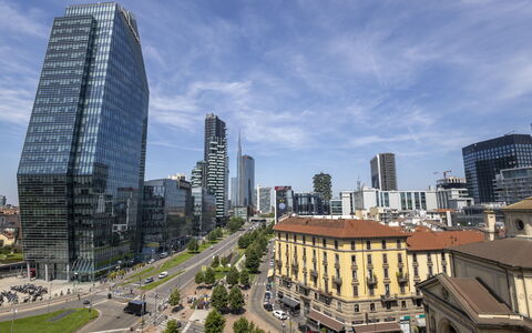 Repubblica City View: Tree, Road Surface, Automotive Exterior, Car, Public Space, Asphalt, Street, Parking, Family Car