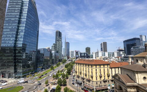 Repubblica City View: Tree, Road Surface, Automotive Exterior, Car, Public Space, Asphalt, Street, Parking, Family Car