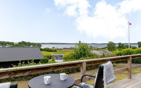 Gyda - 350M from the Sea: Grass, Grassland, Land Lot, Cottage, Rural Area, Meadow, Garden Buildings, Garden, Shed