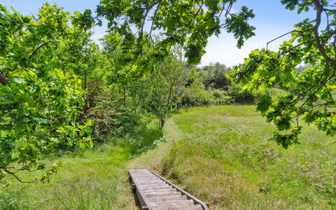 Mariam - 100M from the Sea: Apartment, Condominium, Estate, Balcony, Villa, Hotel