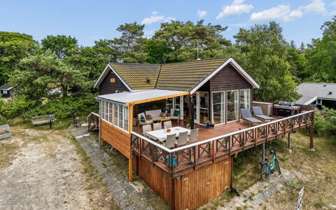 Mariam - 100M from the Sea: Apartment, Condominium, Estate, Balcony, Villa, Hotel