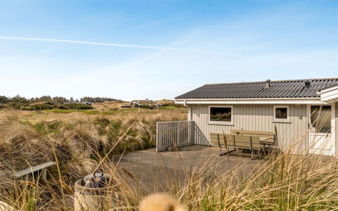 Fridgerd - 300M from the Sea: Wood, Home, Porch, Deck, Hardwood, Roof, Wood Stain, Wood Flooring, Eco Hotel