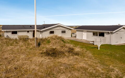 Fridgerd - 300M from the Sea: Wood, Home, Porch, Deck, Hardwood, Roof, Wood Stain, Wood Flooring, Eco Hotel
