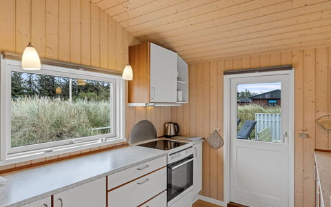 Fridgerd - 300M from the Sea: Wood, Flooring, Kitchen, Floor, Home, Countertop, Kitchen Sink, Wood Stain, Ceiling, Sink