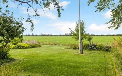 Kukka - 16Km from the Sea: Sky, Green, Grass, Grassland, Natural Landscape, Plain, Shrub, Land Lot, Lawn