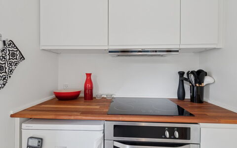 Ilta - 2.8Km from the Sea: Kitchen Appliance, Kitchen, Countertop, Major Appliance, Cabinetry, Interior Design, Home Appliance, Furniture, Kitchen Stove, Flooring