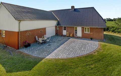 Rahild - 10Km from the Sea: Blue, Shrub, Cottage, Groundcover, Garden, Estate, Shade, Landscaping, Farmhouse, Eco Hotel