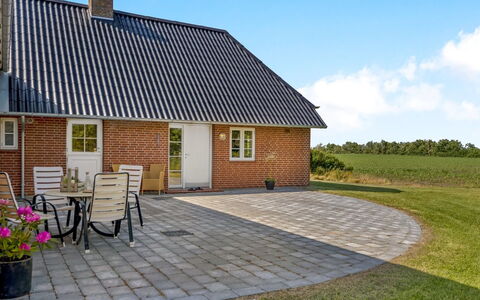 Rahild - 10Km from the Sea: Blue, Shrub, Cottage, Groundcover, Garden, Estate, Shade, Landscaping, Farmhouse, Eco Hotel