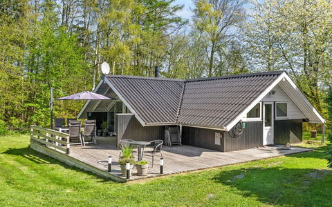 Lovis - 570M from the Sea: Roof, House, Home, Cottage, Siding, Estate, Driveway, Garden Buildings, Yard, Shed
