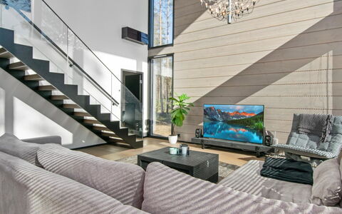 Villa Lager: Window, Facade, Architecture, Door, Home, Estate, Mansion, Sash Window, Balcony, Villa