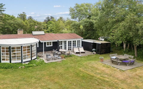 Catalin - 50M from the Sea: Grass, House, Home, Cottage, Land Lot, Roof, Lawn, Estate, Garden, Farmhouse