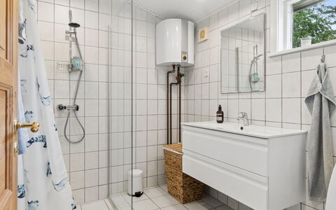 Catalin - 50M from the Sea: Flooring, Floor, Plumbing Fixture, Interior Design, Bathroom, Plumbing, Tile, Sink, Tap, Toilet