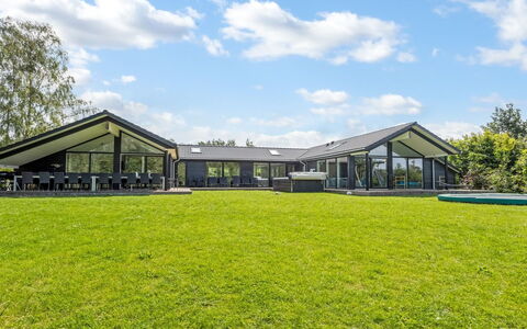 Matild - 400M from the Sea: Building, House, Window, Home, Roof, Residential Area, Shrub, Cottage, Land Lot
