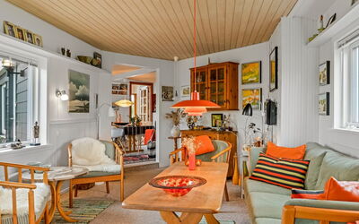 Gert - 200M from the Sea