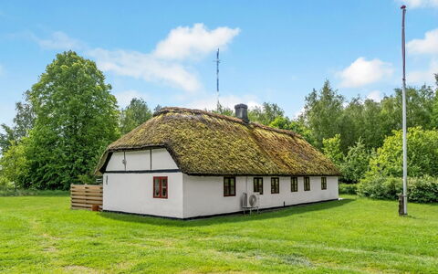 Aatos - 2Km from the Sea: Wood, Home, Porch, Deck, Hardwood, Roof, Wood Stain, Wood Flooring, Eco Hotel