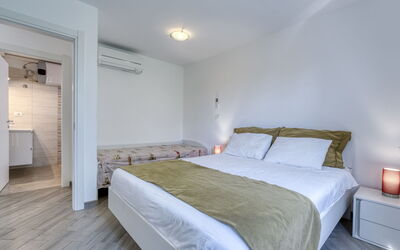 Accommodation:&nbsp;Wabi Sabi Resort 1 709.2