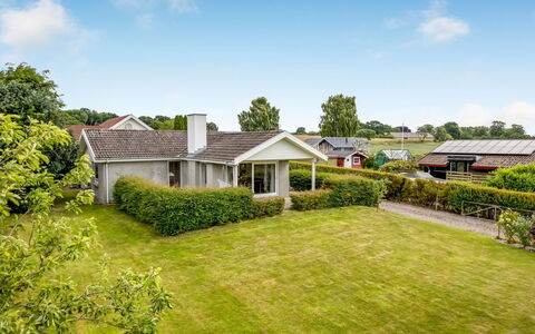 Tolke - 400M from the Sea: Roof, House, Home, Cottage, Door, Siding, Deck, Porch, Plank, Hardwood