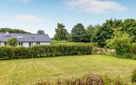 Tolke - 400M from the Sea: Roof, House, Home, Cottage, Door, Siding, Deck, Porch, Plank, Hardwood