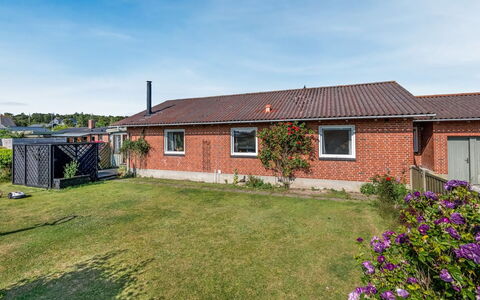 Svein - 500M to the Fjord: House, Home, Residential Area, Roof, Cottage, Land Lot, Estate, Yard, Garden, Siding