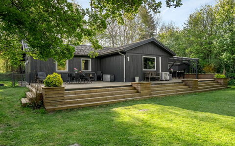 Eine - from the Sea: Grass, Grassland, Land Lot, Cottage, Rural Area, Meadow, Garden Buildings, Garden, Shed