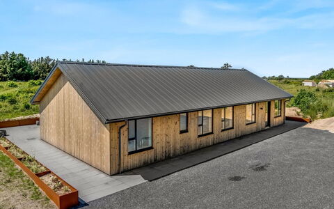 Merta - 800M from the Sea: Wood, Home, Porch, Deck, Hardwood, Roof, Wood Stain, Wood Flooring, Eco Hotel