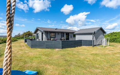 Iiris - 200M from the Sea