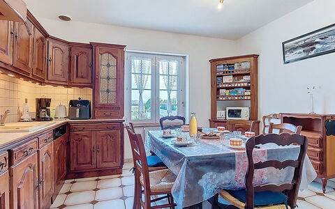 Ti Breizh: Furniture, Cabinetry, Flooring, Interior Design, Kitchen, Wood, Countertop, Floor, Room, Cupboard