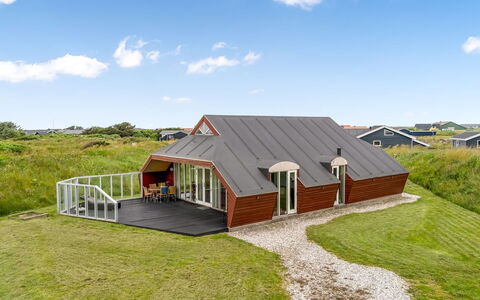 Tjark - 500M from the Sea: Wood, Home, Porch, Deck, Hardwood, Roof, Wood Stain, Wood Flooring, Eco Hotel
