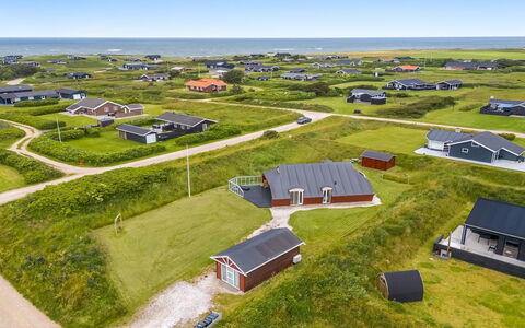 Tjark - 500M from the Sea: Wood, Home, Porch, Deck, Hardwood, Roof, Wood Stain, Wood Flooring, Eco Hotel