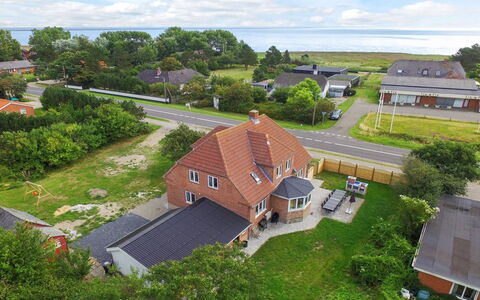 Albina - 4.5Km from the Sea: Residential Area, Building, House, Roof, Home, Landscape, Neighbourhood, Suburb, Bird'S-Eye View, Rural Area