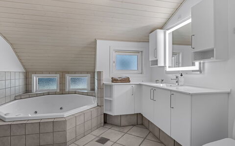 Batsha - 1.7Km from the Sea: Interior Design, Flooring, Plumbing Fixture, Floor, Ceiling, Sink, Bathroom, Tap, Plumbing, Room