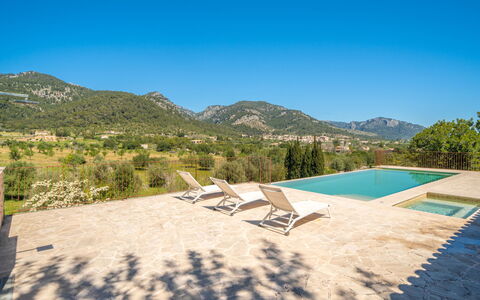Petit Can Garcia: Mountain, Hill, Mountain Range, Hill Station, Ridge, Massif, Summit, Swimming Pool, Mount Scenery