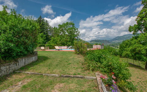 Casa dei Ciliegi: Tree, Vegetation, Hill, Landscape, Shrub, Rural Area, Plain, Hill Station, Garden, Spring