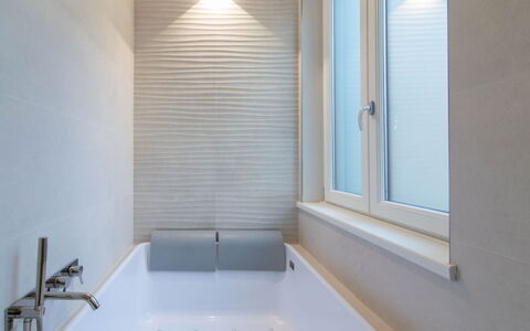 Vittoria Suite: Wall, Bathroom, Flooring, Bathtub, Plumbing Fixture, Interior Design, Floor, Plumbing, Tile, Glass
