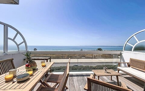 Madavoar: Sea, Ocean, Chair, Shade, Hardwood, Deck, Outdoor Furniture, Resort, Plank, Wood Flooring