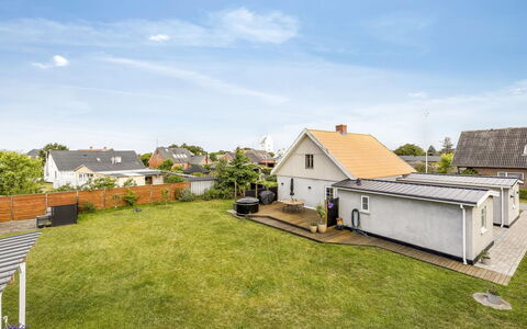 Nanja - 250M from the Sea: Wood, Home, Porch, Deck, Hardwood, Roof, Wood Stain, Wood Flooring, Eco Hotel