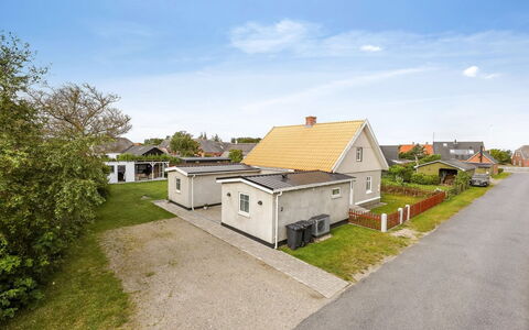 Nanja - 250M from the Sea: Wood, Home, Porch, Deck, Hardwood, Roof, Wood Stain, Wood Flooring, Eco Hotel