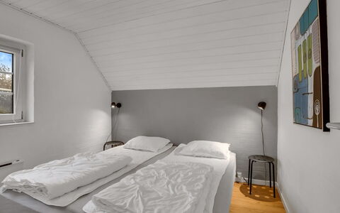 Tara - 1Km from the Sea: Wall, Bedroom, Wood, Bed, Ceiling, Bed Sheet, Floor, Bedding, Flooring, Interior Design