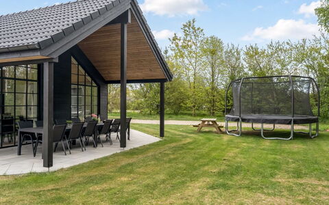 Osa - from the Sea: Grass, Grassland, Land Lot, Cottage, Rural Area, Meadow, Garden Buildings, Garden, Shed