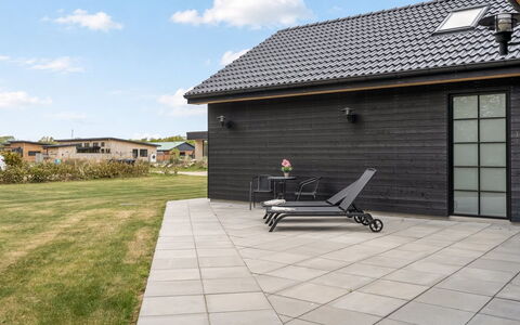 Osa - from the Sea: Grass, Grassland, Land Lot, Cottage, Rural Area, Meadow, Garden Buildings, Garden, Shed