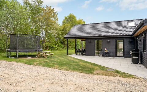 Osa - from the Sea: Grass, Grassland, Land Lot, Cottage, Rural Area, Meadow, Garden Buildings, Garden, Shed