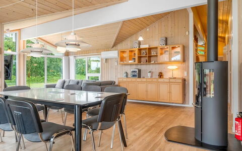 Sulho - 800M from the Sea: Roof, Home, Door, Cottage, Shade, Siding, Yard, Estate, Backyard
