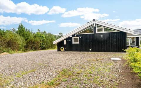 Sulho - 800M from the Sea: Roof, Home, Door, Cottage, Shade, Siding, Yard, Estate, Backyard