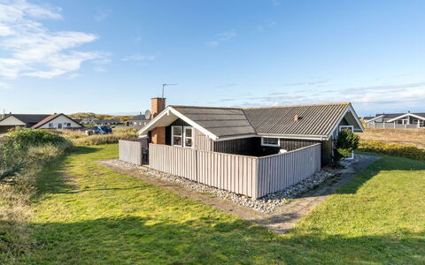 Gritt - 400M from the Sea: Cottage, Shed, Hut, Farmhouse, Prairie, Shack, Barn, Log Cabin, Garden Buildings