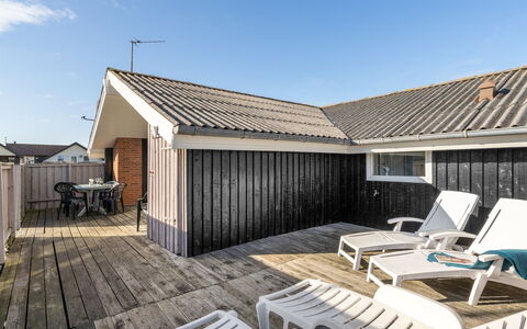Gritt - 400M from the Sea: Cottage, Shed, Hut, Farmhouse, Prairie, Shack, Barn, Log Cabin, Garden Buildings